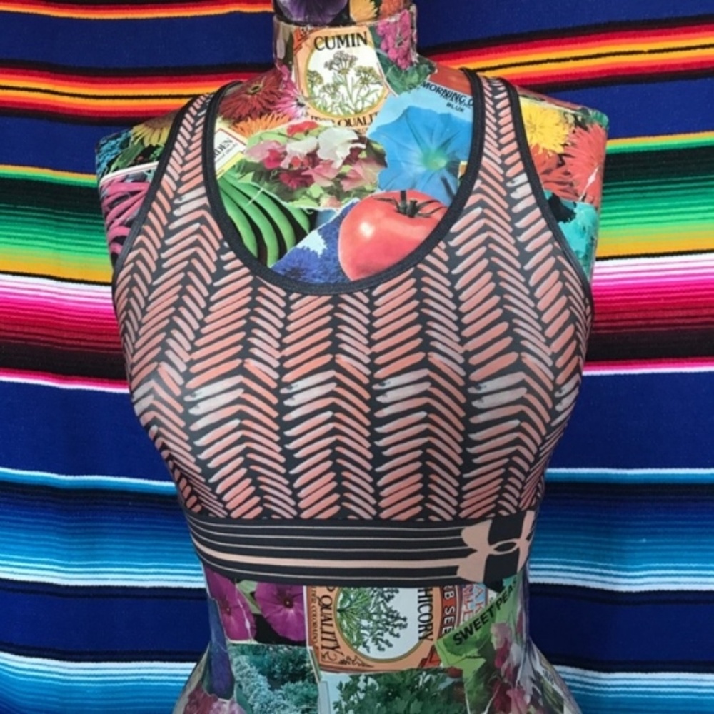 Under Armour UA Chevron Abstract Sports Bra Painted Contrasting - Picture 3 of 5